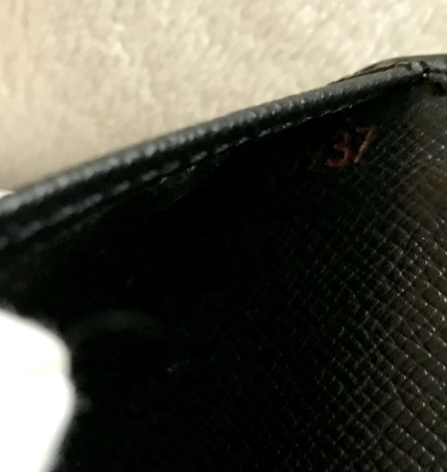 Black Epi Porte Cartes Credit Bifold Wallet — image 9