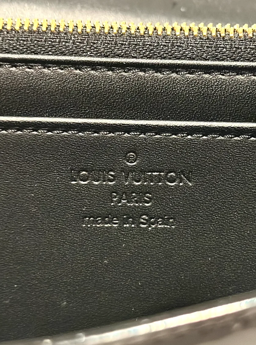 Black Patent Leather Louise Wallet-Clutch w/Gold Large Logo — image 7