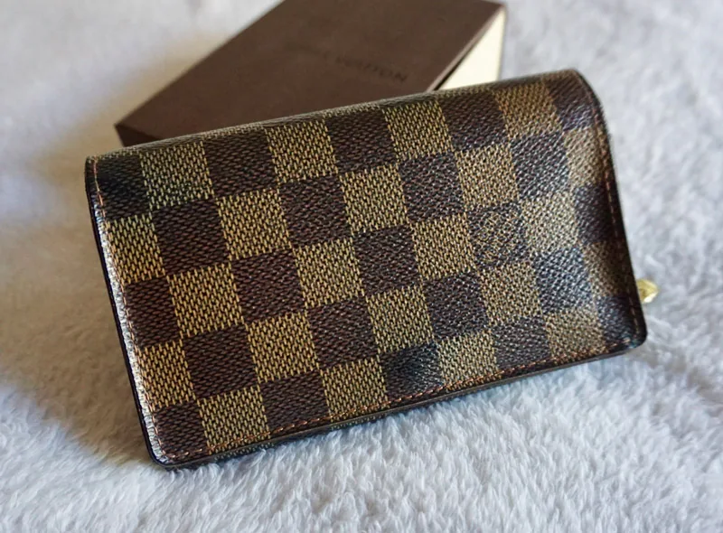 Damier Ebene Tresor Wallet — image 2