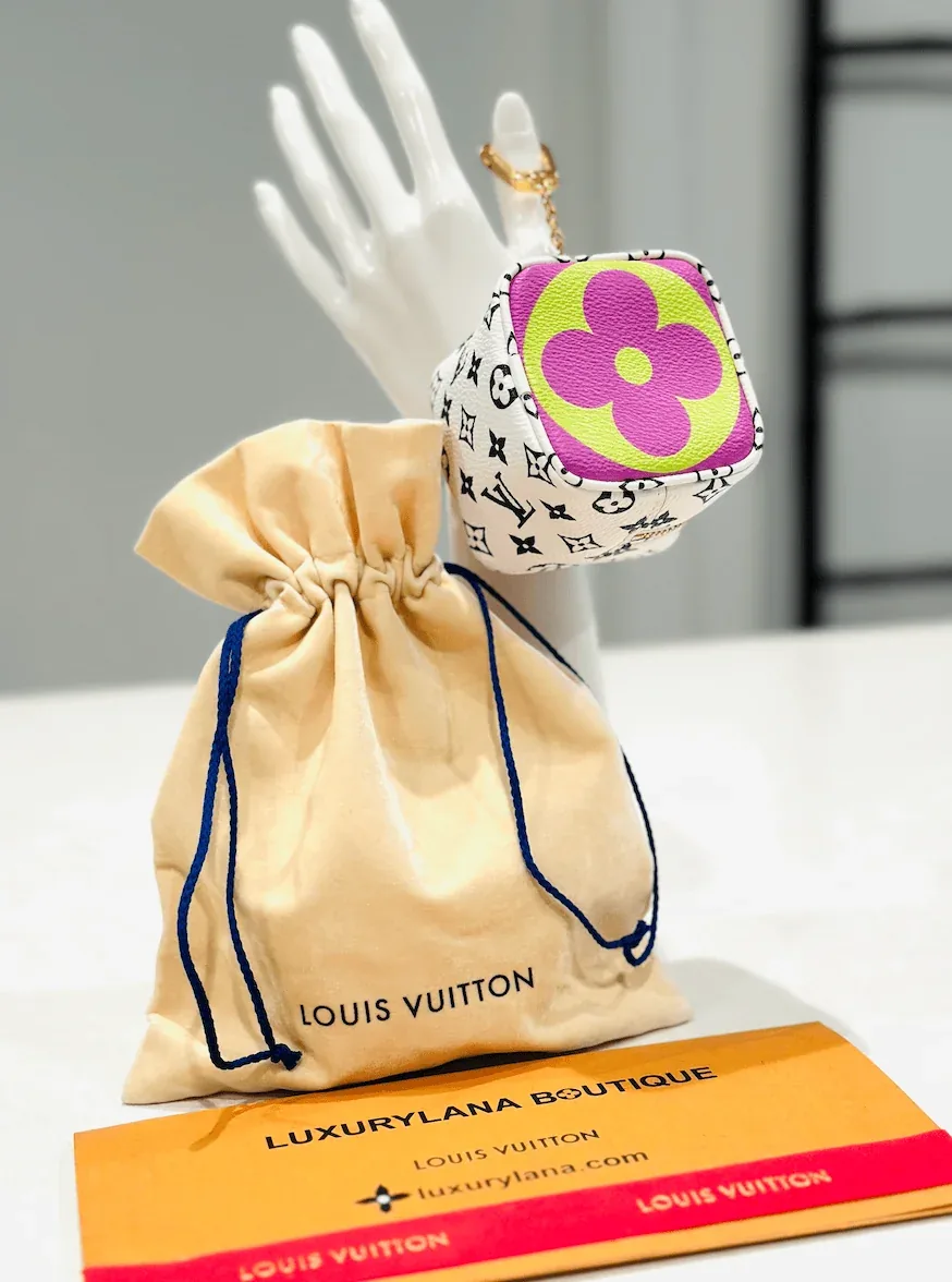 Giant “Porte Monnaie” Cube Coin Pouch/Key Chain — image 4