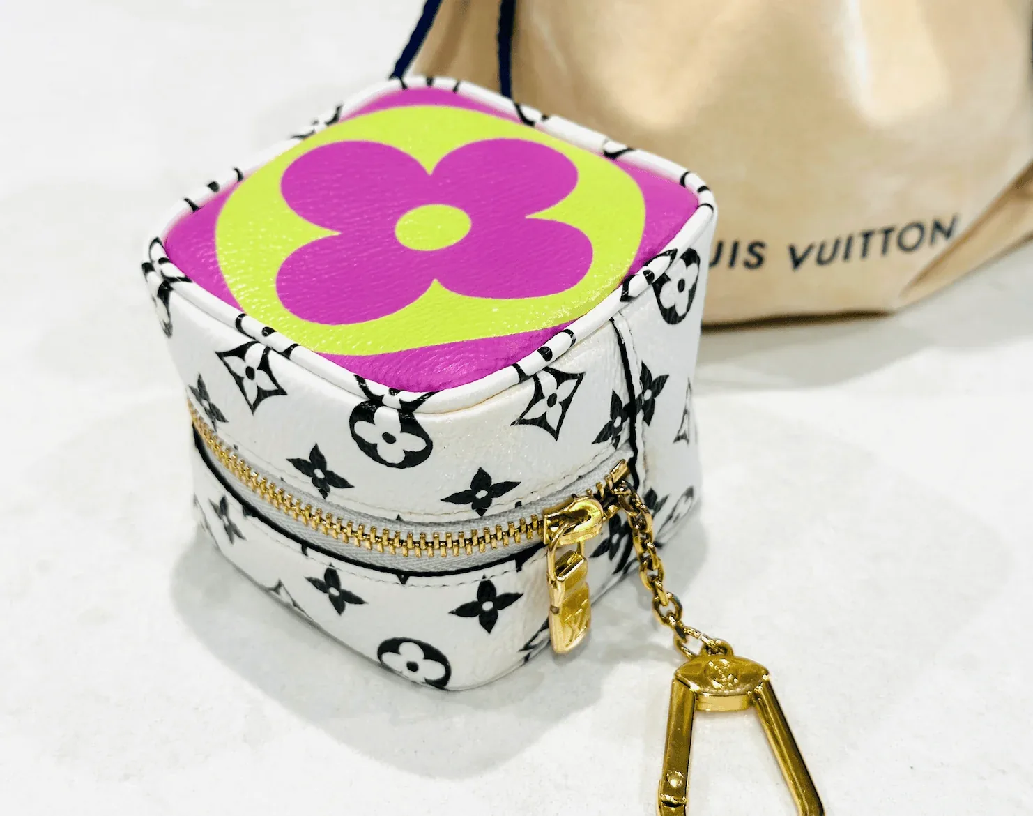 Giant “Porte Monnaie” Cube Coin Pouch/Key Chain — image 10