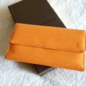 Louis Vuitton Mandarin Epi Porte Tresor International Trifold Wallet