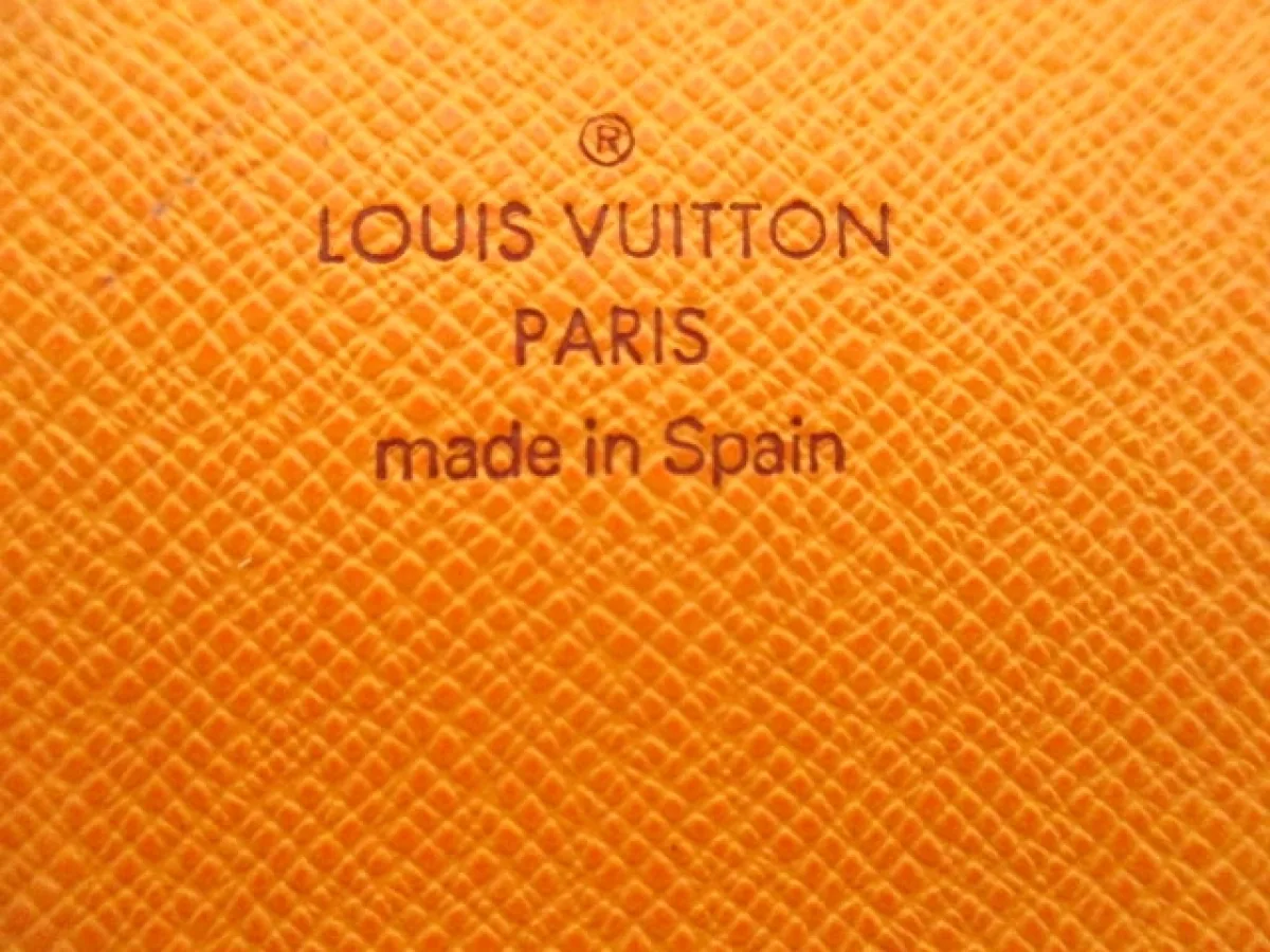 Louis Vuitton Mandarin Epi Porte Tresor International Trifold Wallet — image 10