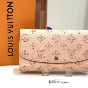 Monogram Mahina Leather Iris Clutch Wallet/Magnolia Ballerine
