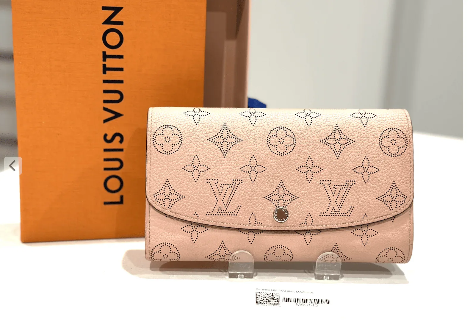 Monogram Mahina Leather Iris Clutch Wallet/Magnolia Ballerine