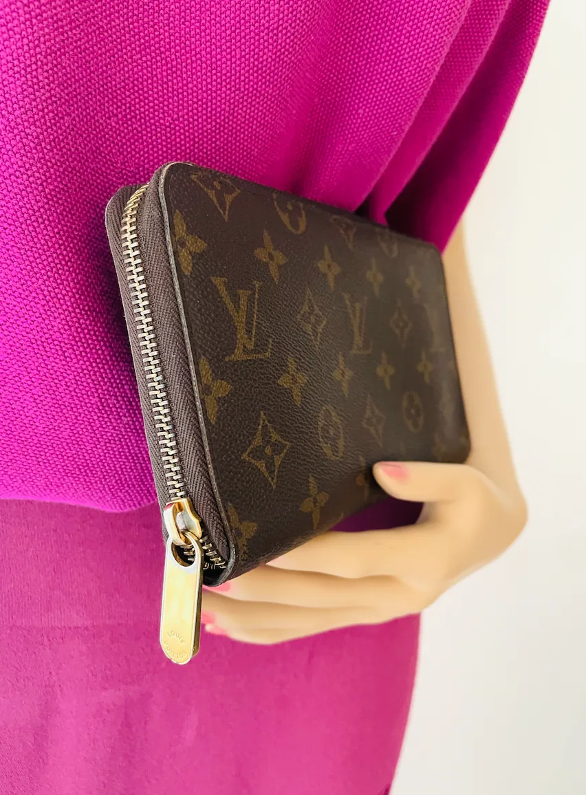 Monogram Zippy Wallet Organizer — image 2