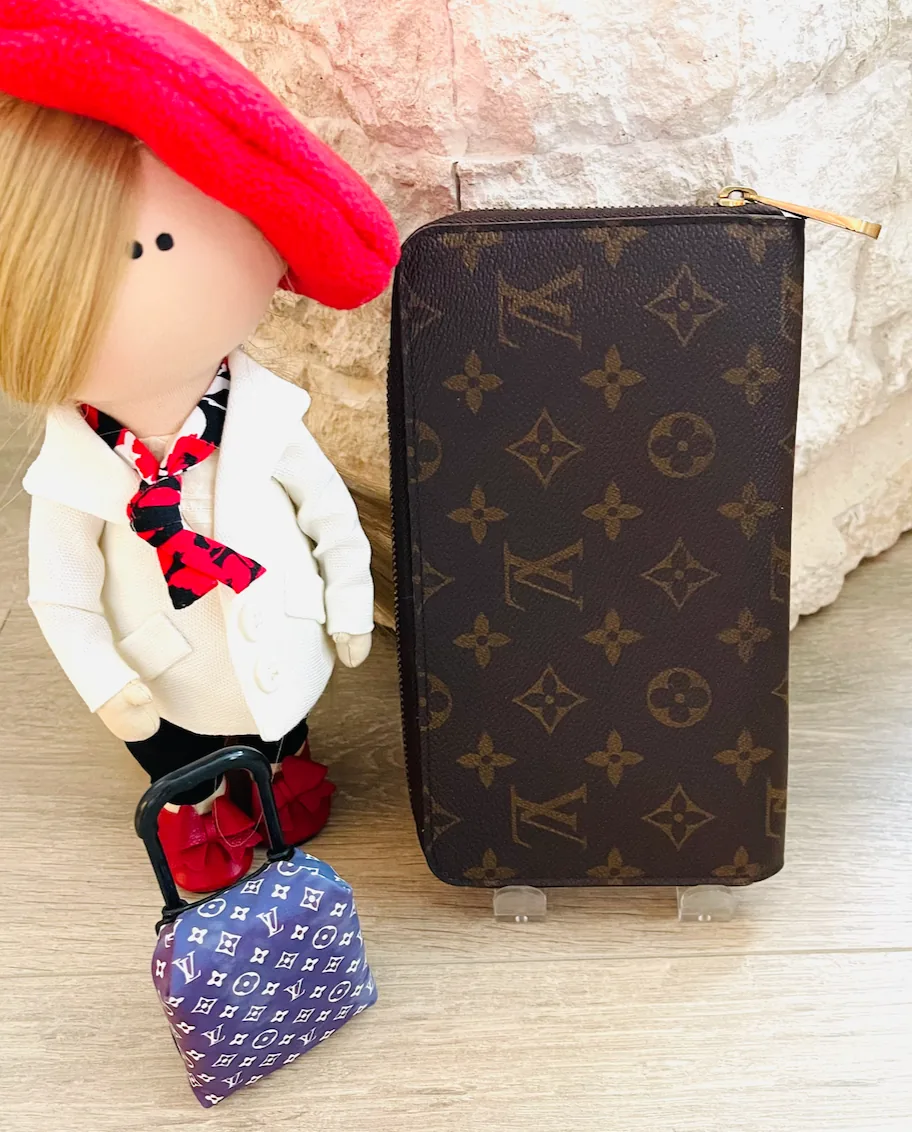 Monogram Zippy Wallet Organizer — image 5