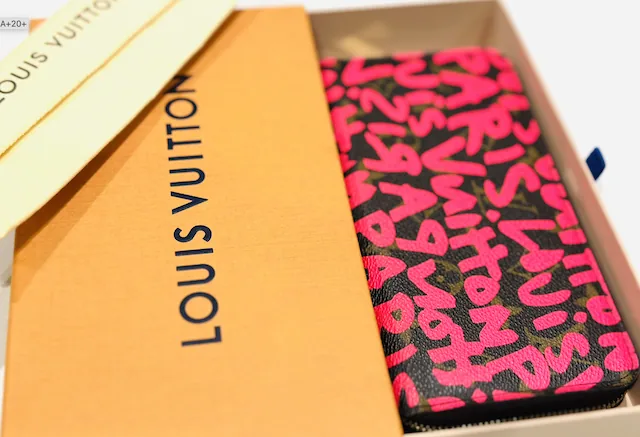 Neon Pink Fuchsia Graffiti Monogram Zippy Wallet — image 11