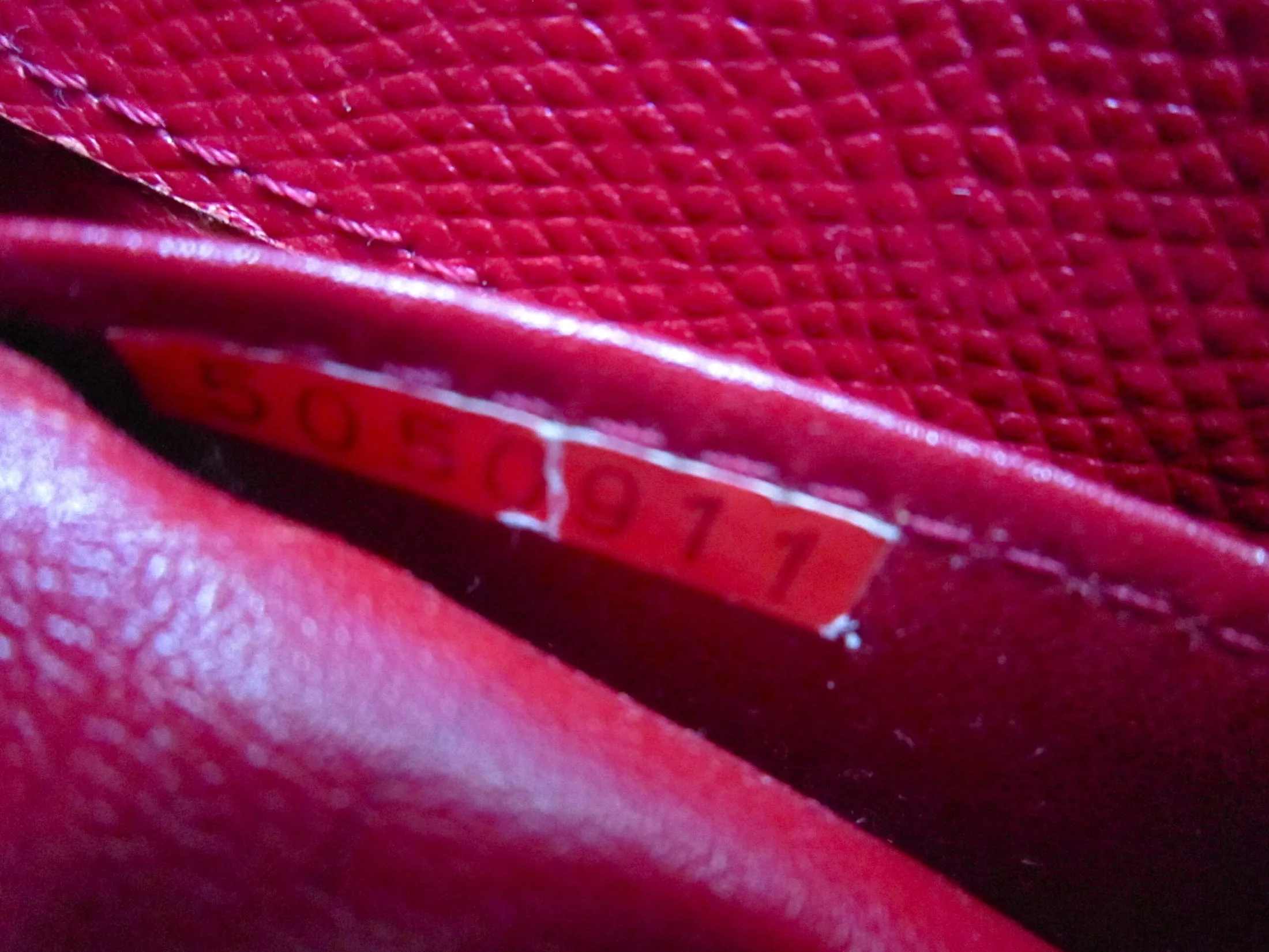 Marie Claire Vintage Red Leather Tote Bag — image 8