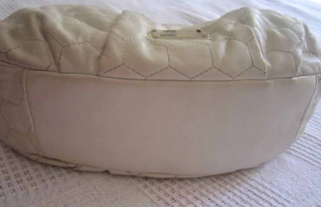 Marc By Marc Jacobs Honeycomb White Leather Hobo Bag — image 4