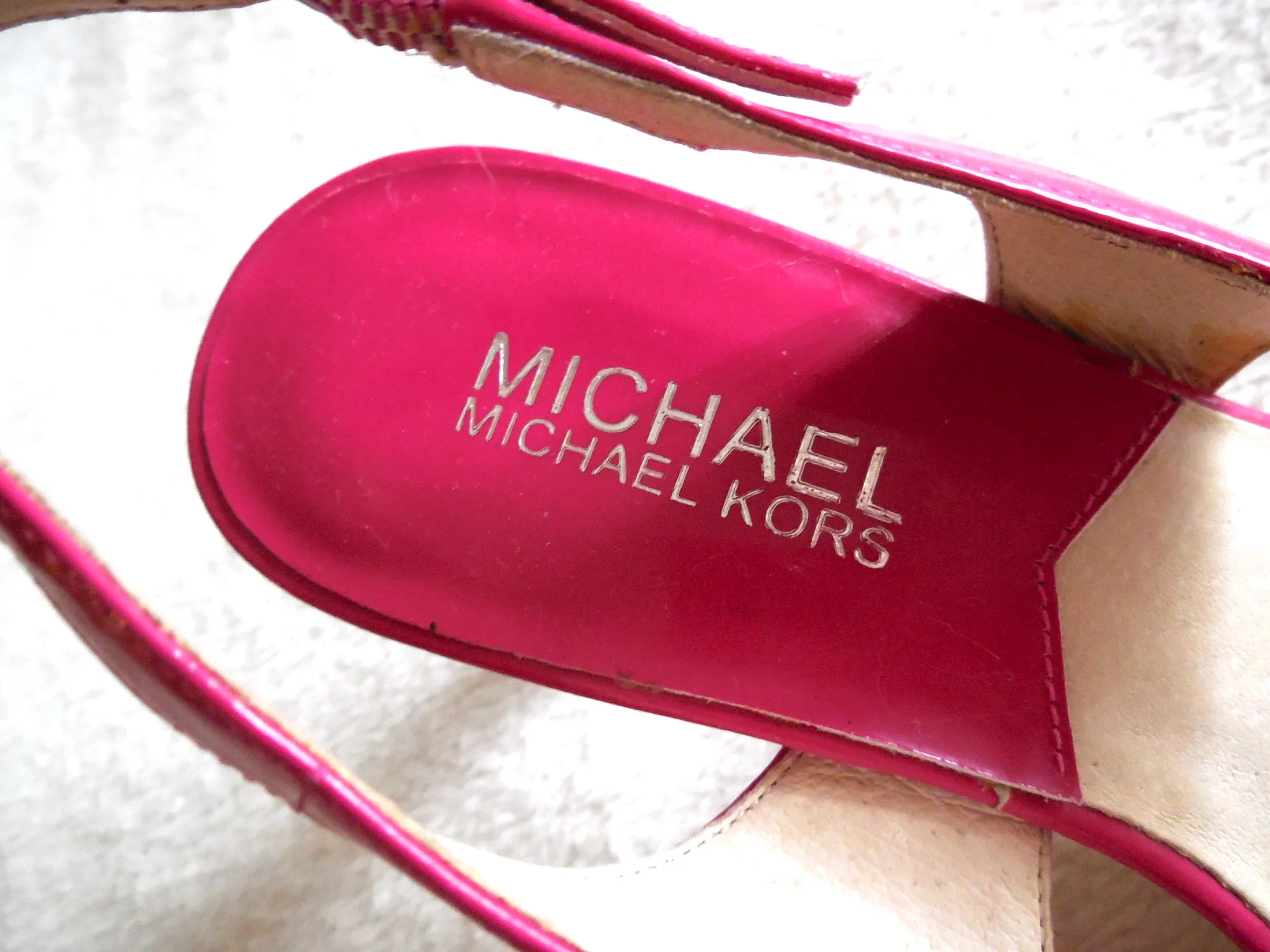 Michael Kors Pink Eleni Sandals/Size 6.5 — image 5