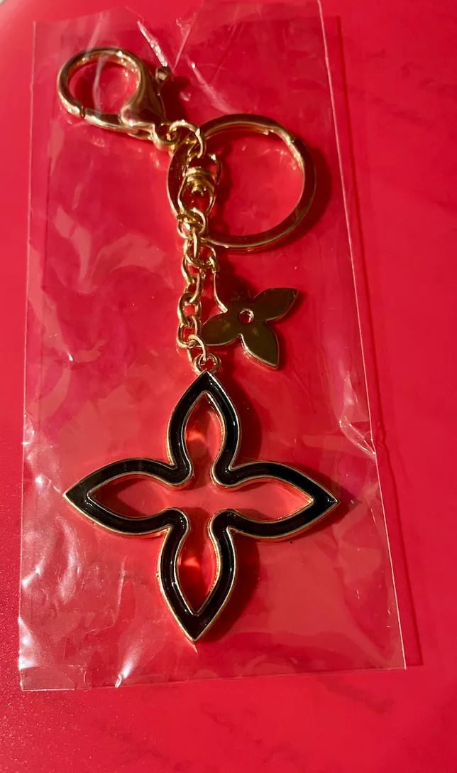 Fashion Rhinestone Flower Bag Charm Keychain Holder Accessories — image 5