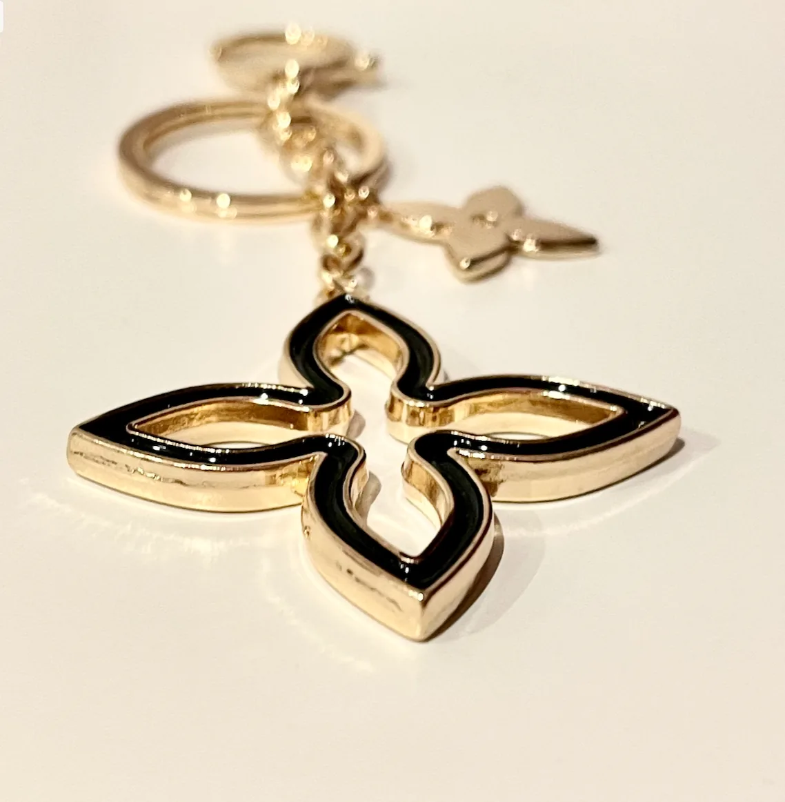 Fashion Rhinestone Flower Bag Charm Keychain Holder Accessories — image 6