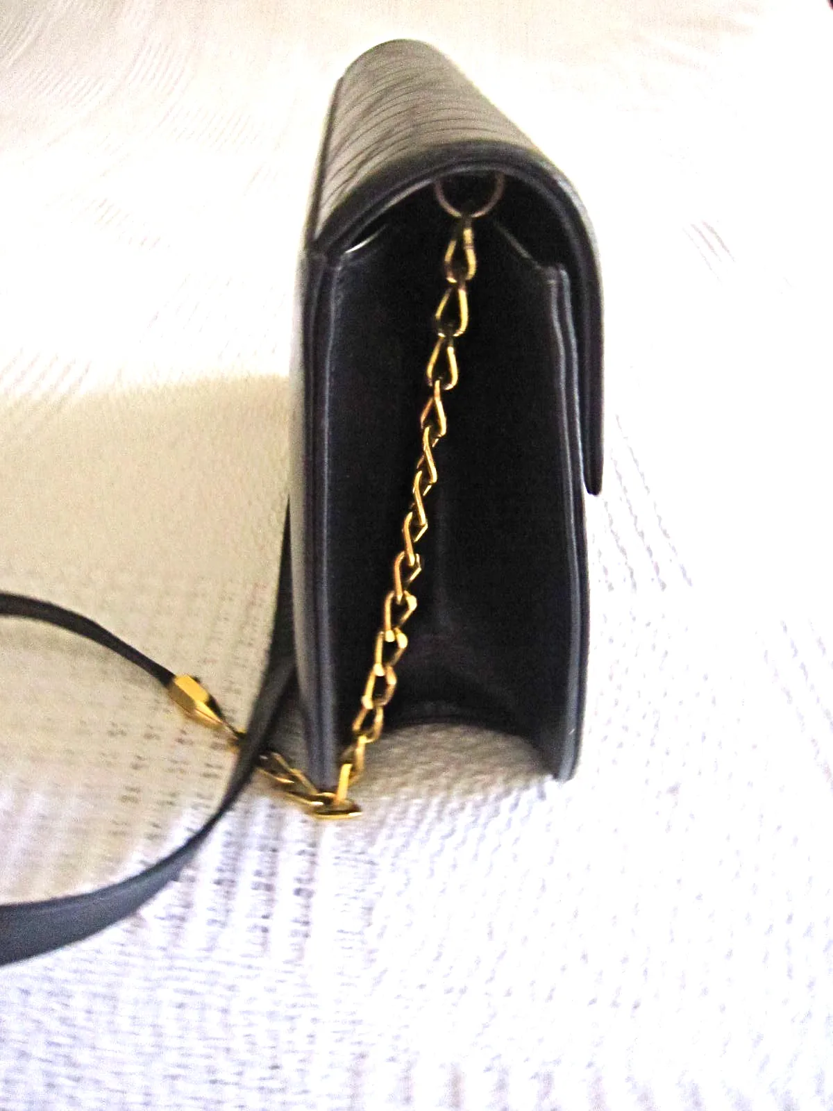 Vintage Navy Lambskin Classic Jumbo 2.55 Chain Bag — image 3
