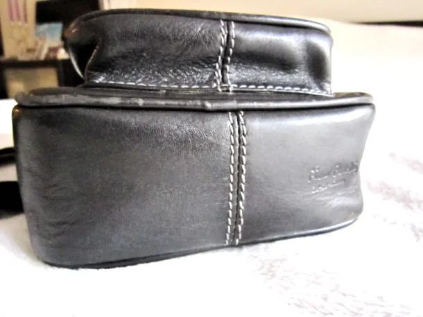 Vintage Pierre Cardin Distressed Leather Shoulder Bag — image 6