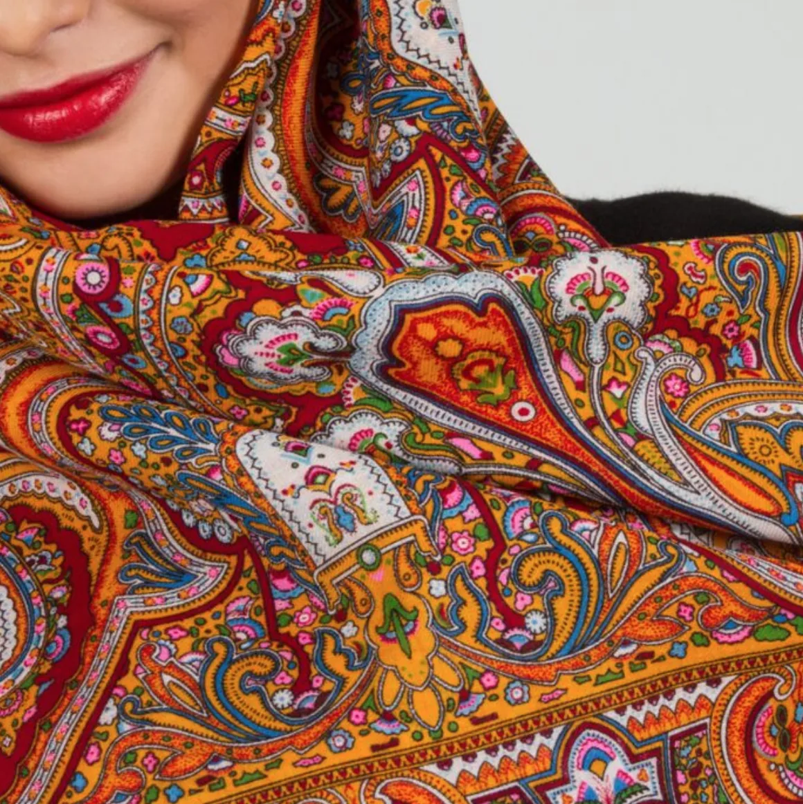 Pavlovo Posad Red “Spanish” Large Russian Shawl 100% Wool Pashmina Scarf — image 2