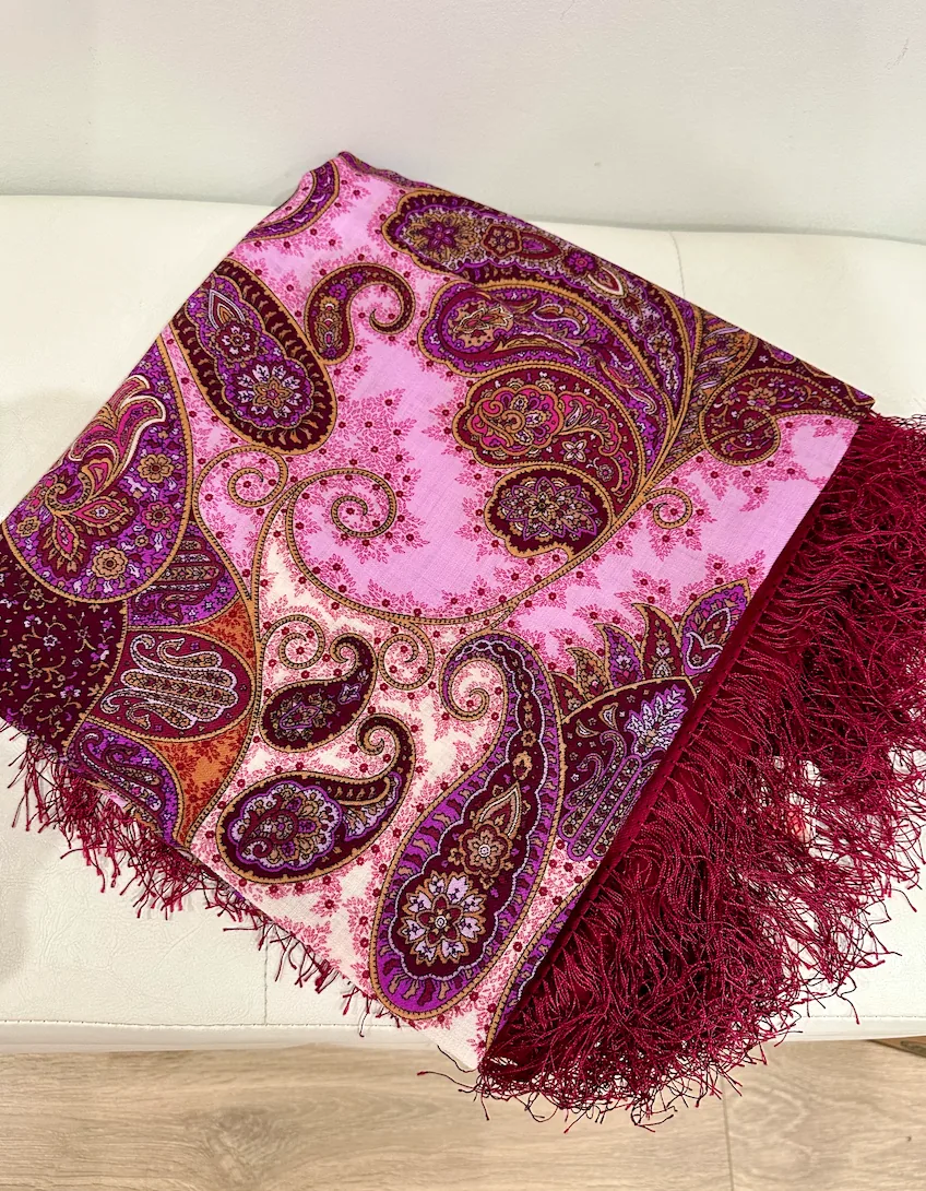 Pavlovo Posad “Favorite” Crimson Shawl Pashmina Scarf with Silk Fringе 125 cm x 125 cm — image 4