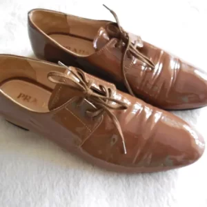 Prada Beige Patent Lace Up Oxfords Shoes/Size 36