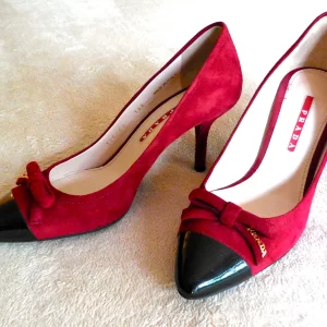 Prada Red Suede Ballerina Heels/Size 35.5