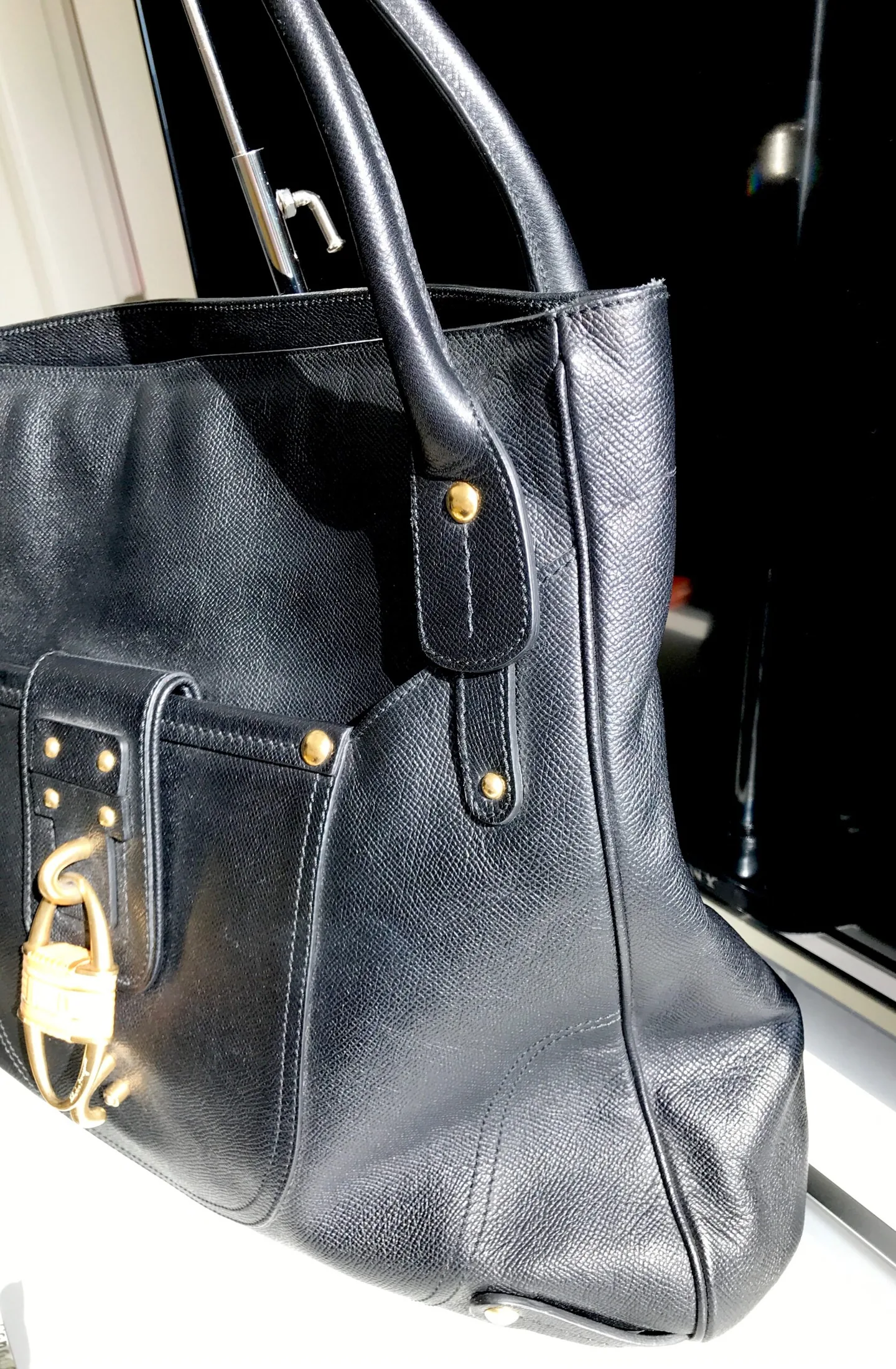 Salvatore Ferragamo Black Leather Large Tote — image 9