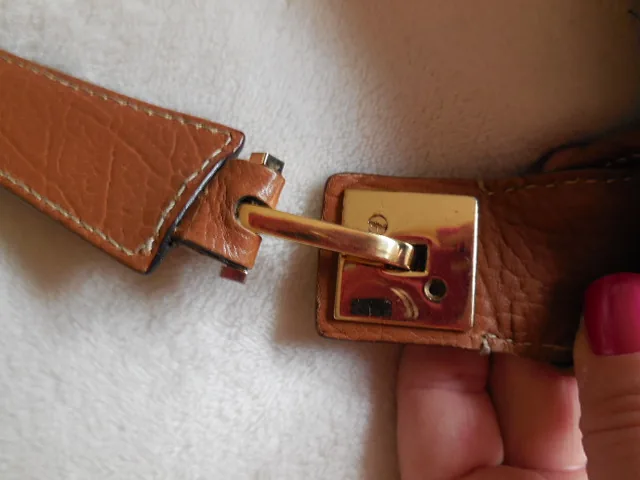 Salvatore Ferragamo Tan Leather Shoulder Bag — image 5
