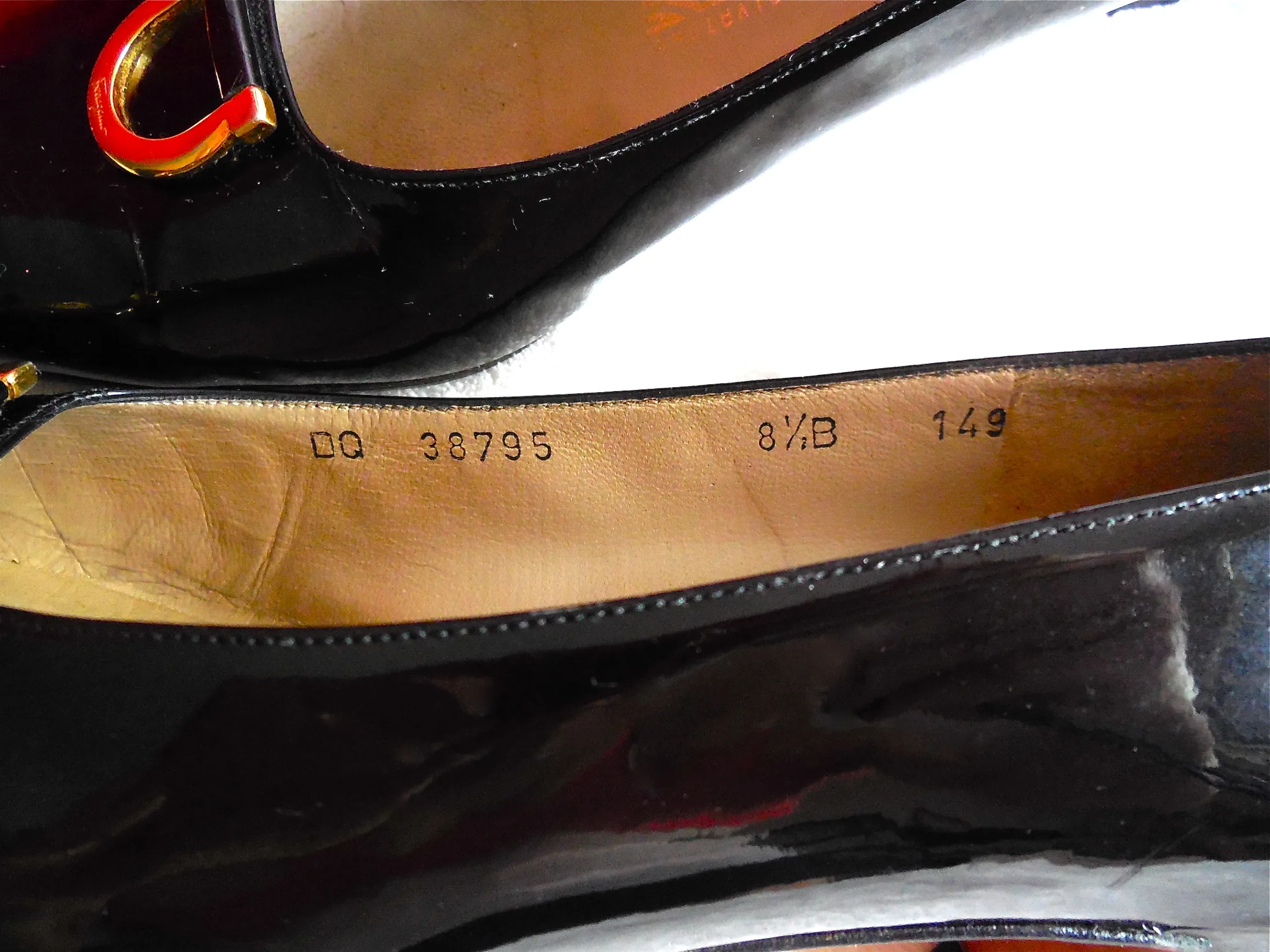 Salvatore Ferragamo Black Patent Gancini Heels/Size 8.5 — image 5