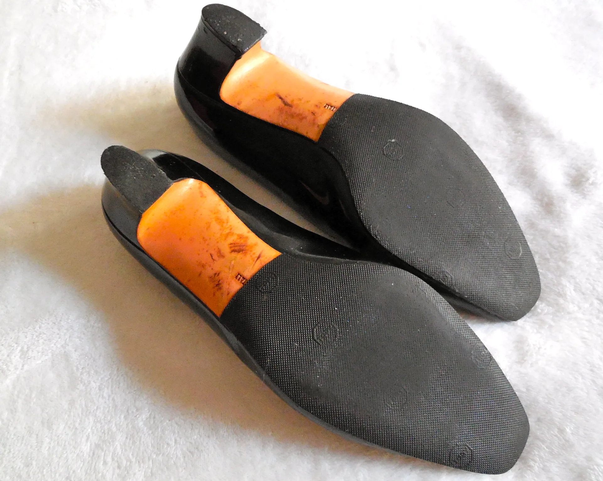 Salvatore Ferragamo Black Patent Gancini Heels/Size 8.5 — image 7