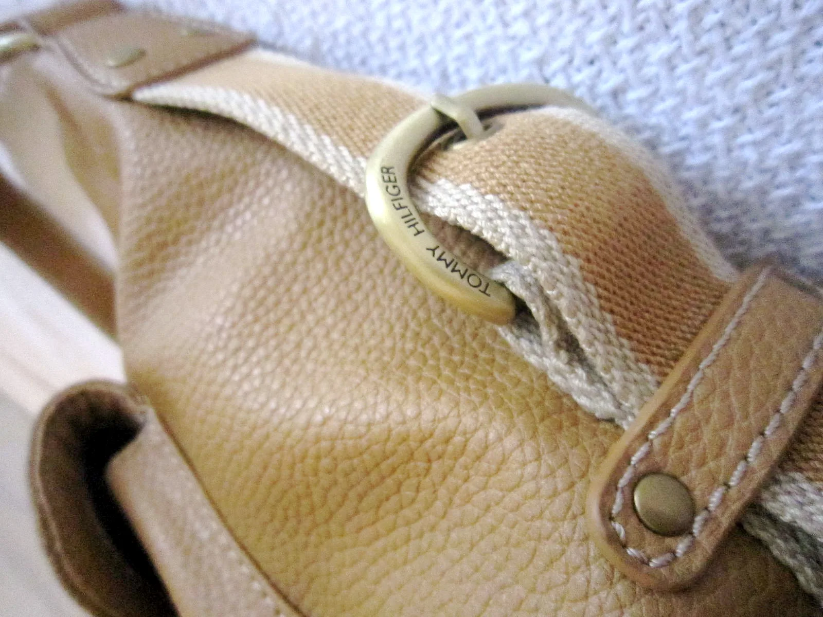 Tommy Hilfiger Mustard Leather Hobo Bag — image 4
