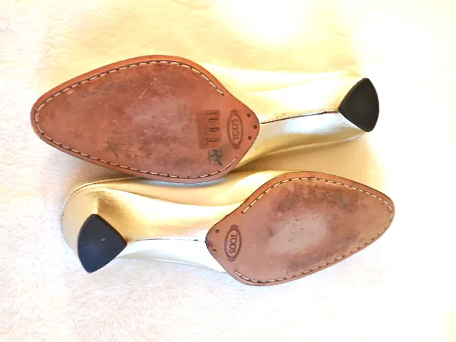 Tod’s Gold Mules /Size 35.5 — image 4
